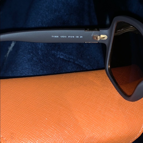 Tory Burch sunglasses - Picture 4 of 4